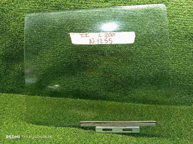 Luna Trasera Izquierda Mitsubishi L200 2.5 D 4P CAJA ABIERTA