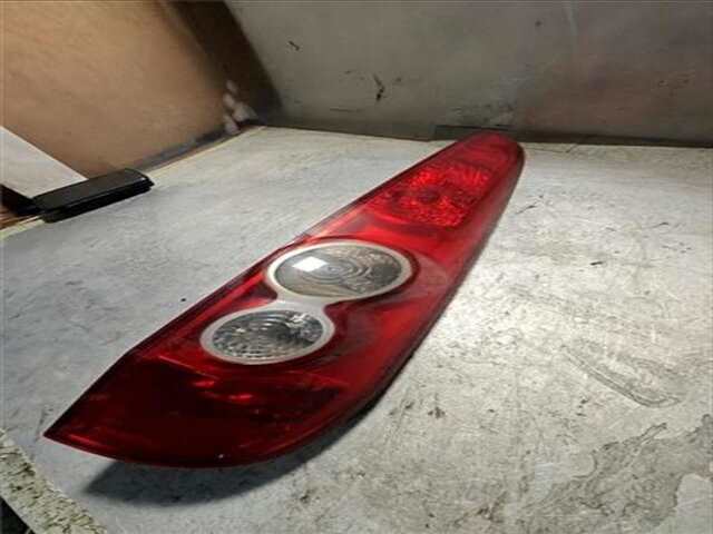 Foto 2ª: Piloto Trasero Derecho Ford Fiesta 1.4 AMBIENTE [1.4 LTR. - 50 KW TDCI CAT] [F6JB]