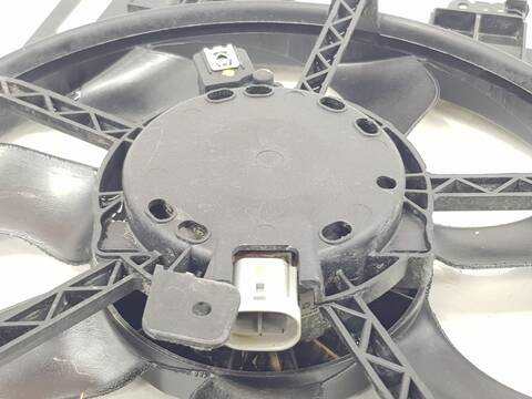 Foto 2ª: Electroventilador Dacia Duster JOURNEY GO (2011)