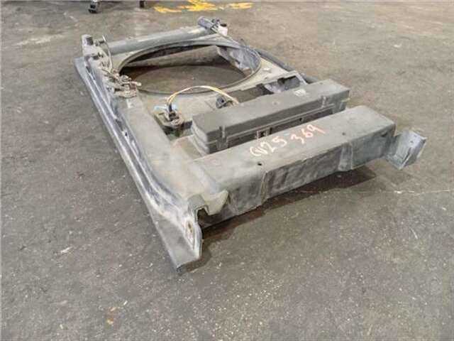 Foto 3ª: Paragolpes Delantero Peugeot 307 1.6 XN [1.6 LTR. - 80 KW 16V CAT (NFU - TU5JP4)] [NFU (TU5JP4)]