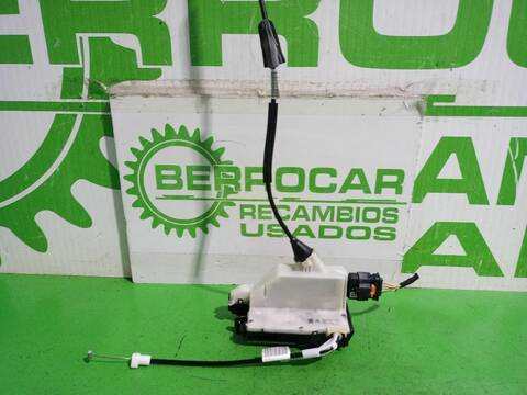 Foto 2ª: Cerradura Puerta Trasera Derecha Peugeot 2008 ALLURE 110CV (2013)