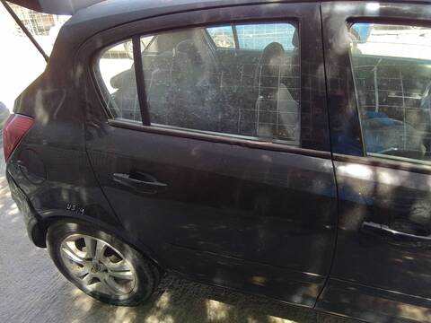 Foto 4ª: Puerta Trasera Derecha Opel Corsa 1.2 16V CAT Z 12 XEP - LB4) 80CV 59KW [Z12XEP] (2007)