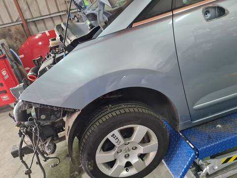 Aleta Delantera Izquierda Peugeot 5008 PREMIUM 150CV 110KW