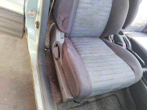 Foto 3ª: Asiento Delantero Derecho Toyota Rav4 3SFE (1996)