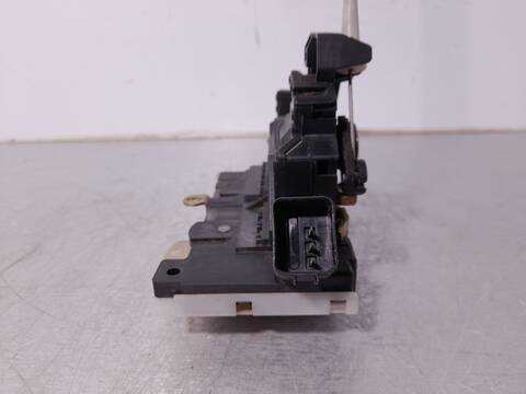Foto 3ª: Cerradura Puerta Trasera Derecha Ford Mondeo AMBIENTE BERLINA 130CV 96KW [FMBA] (2004)