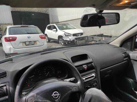 Salpicadero Opel Astra X16XEL BERLINA