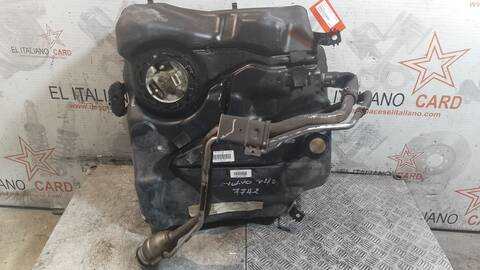 Foto 4ª: Deposito de Combustible Volvo V40 R-DESIGN MOMENTUM 150CV 110KW [D5204T6] (2013)