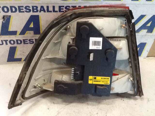 Foto 2ª: Piloto Trasero Derecho Opel Vectra 1.6 16V (2000)