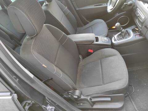Asiento Delantero Derecho Renault Scenic K9K832