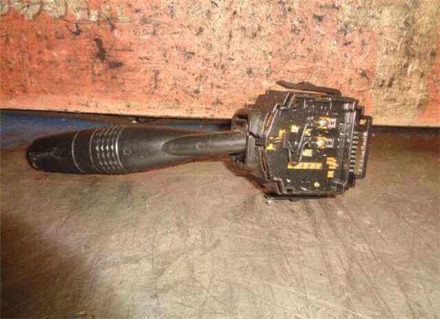 Foto 2ª: Mando Multifuncion Mitsubishi Grandis 2.0 DI-D INFORM [2.0 LTR. - 100 KW DI-D CAT] [BSY]