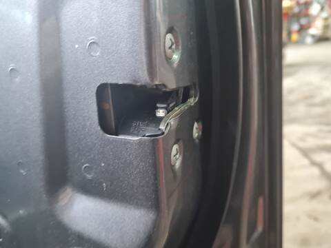 Cerradura Puerta Delantera Derecha Nissan Qashqai ACENTA 140CV 103KW