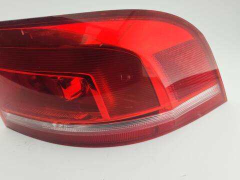 Foto 2ª: Piloto Trasero Derecho Volkswagen Passat 2.0 TDI 140CV 103KW [CFFB] (2011)