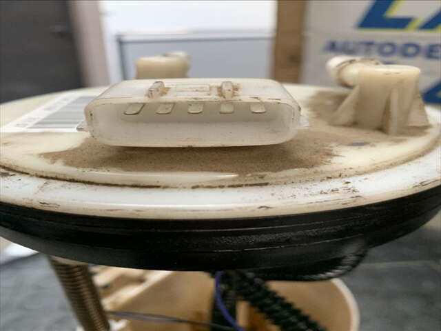 Foto 3ª: Bomba Combustible Nissan Qashqai QASHQAI 1995 CC 2.0 LTR) 150CV/110KW [M9R 832] (2008)