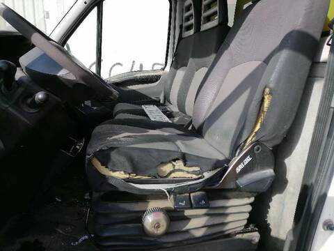 Asiento Delantero Izquierdo Iveco Daily CAJA CERRADA 35C... BATALLA 3000L 126CV 93KW