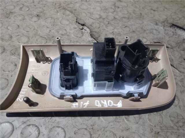 Foto 2ª: Mando Multifuncion Ford Windstar 3.0 BÁSICO (1999- ) [3.0 LTR. - 108 KW V6 CAT]