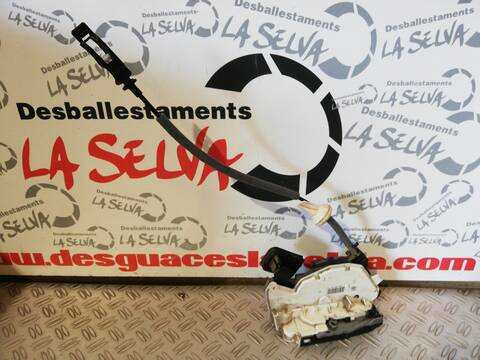 Cerradura Puerta Delantera Derecha Volkswagen Golf CRL