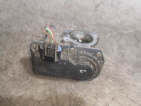 Foto 2ª: Caja Mariposa Renault Captur H4BB408 (2017)