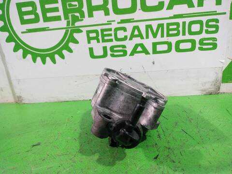 Foto 2ª: Depresor Freno Bomba Vacio Peugeot 307 1.6 16V HDI 90CV [9HVDV6ATED4] (2005)