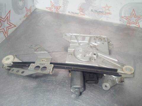 Foto 4ª: Elevalunas Manual Trasero Derecho Audi A4 2.5 TDI QUATTRO AVANT 150CV 110KW