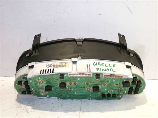 Foto 2ª: Cuadro de Instrumentos Kia Carnival 2.9 CRDI 2001-2006 [J3] (2002)