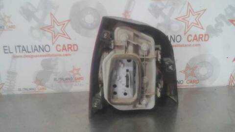 Foto 2ª: Piloto Trasero Derecho Volkswagen Polo 75CV 55KW (2001)