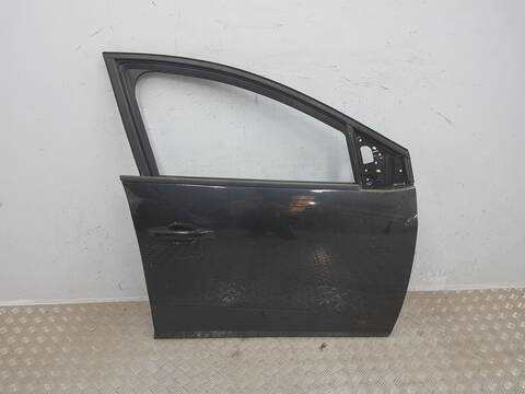 Puerta Delantera Derecha Dacia Jogger EXTREME