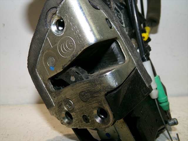 Foto 2ª: Cerradura Puerta Delantera Izquierda Toyota Corolla 2.2 D 2004-2009 (2007)