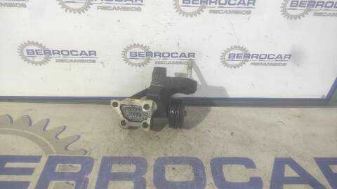 Foto 2ª: Soporte Motor Toyota Rav4 2.2 D-4D CAT 150CV (2005)