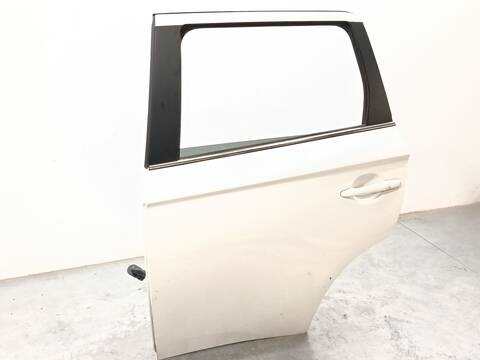 Puerta Trasera Izquierda Mitsubishi Outlander 2.0 HYBRID 4WD GG2W) 121CV 89KW