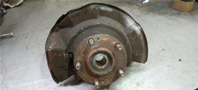 Mangueta Delantera Derecha Hyundai Trajet 2.0 CRDI