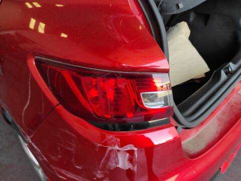 Piloto Trasero Izquierdo Renault Clio H4B408