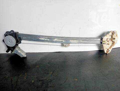 Elevalunas Eléctrico Delantero Derecho Honda Crv COMFORT 2 DTEC CAT 150CV