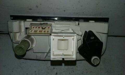 Foto 2ª: Mando Calefacción A. A. Opel Corsa 1.2 16V CAT Z 12 XE - LW4) 75CV 55KW [Z12XE] (2004)
