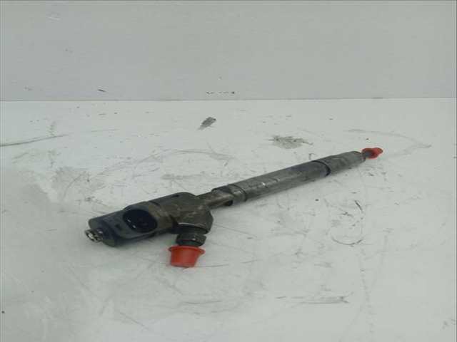 Foto 2ª: Inyectores Mercedes Clase C 160 270 CDI 209.316) COUPE 170CV 125KW [OM612967] (2003)