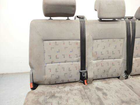 Foto 3ª: Asientos Traseros Volkswagen Multivan 2.5 TDI 130CV 96KW [AXD] (2005)