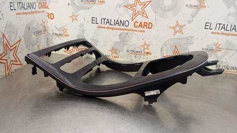 Foto 3ª: Consola Central Mercedes Clase E 180 E 220 D 213.004) 194CV 143KW [654920] (2018)