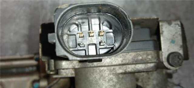 Foto 3ª: Valvula EGR Kia Carens 1.7 BASIC [1.7 LTR. - 85 KW CRDI CAT] [D4FD]