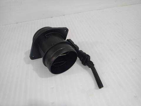 Foto 3ª: Caudalimetro Volkswagen Touran ADVANCE BMT 110CV [CRKB] (2015)