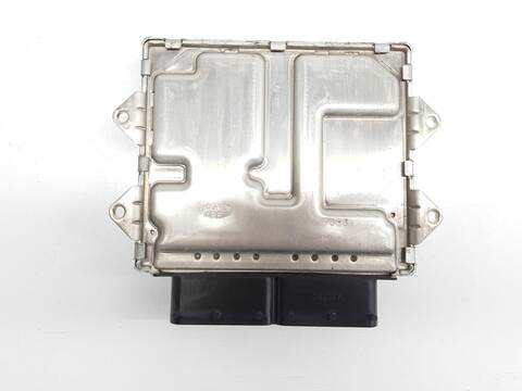 Foto 2ª: Centralita Motor ECU Fiat Panda CROSS (2012)