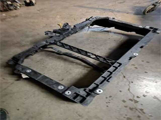 Foto 3ª: Paragolpes Delantero Ford B Max 1.6 TITANIUM [1.6 LTR. - 70 KW TDCI CAT] (CB2)(2012 _) [T3JB]