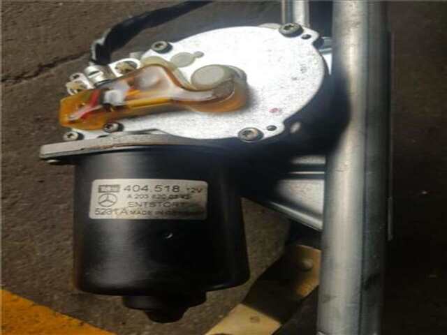 Foto 2ª: Motor Limpia Delantero Mercedes Clase C 160 2.2 200 CDI (203.004) [2.2 LTR. - 85 KW CDI CAT] [OM 611.962]