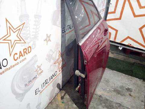 Foto 2ª: Puerta Trasera Izquierda Ford Fiesta TITANIUM 95CV 70KW [TZJA] (2012)