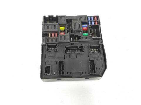 Caja Reles Fusibles Nissan Qashqai 1.3 16V 140CV