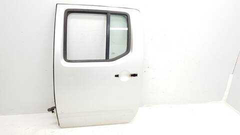 Puerta Trasera Izquierda Nissan Navara DOUBLE CAB XE 4X4