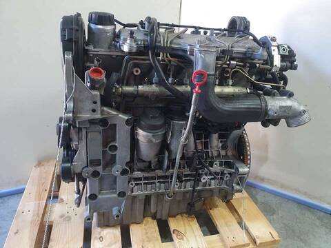 Foto 2ª: Motor Completo Volvo XC 90 D5 SUMMUM 7 ASIENTOS) 163CV 120KW [D5244T] (2004)