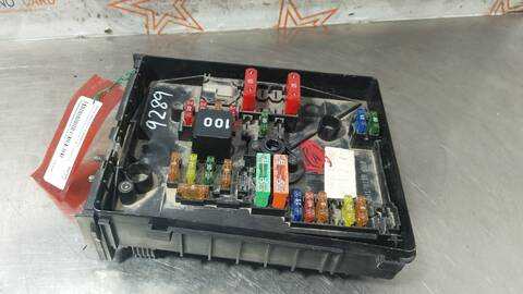 Caja Reles Fusibles Volkswagen Golf ADVANCE 140CV 103KW