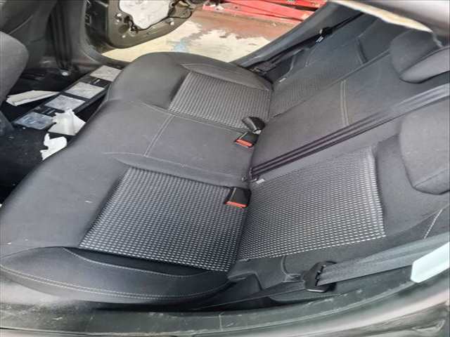 Asientos Traseros Peugeot 208 ALLURE 99CV 73KW