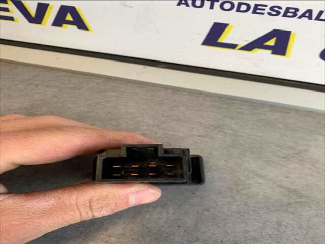 Foto 3ª: Mando Luces Nissan Terrano 2.7 TD 101CV/74KW 0CV [TD27] (1994)