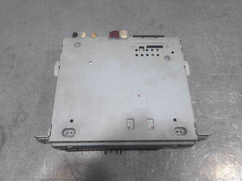 Foto 2ª: Sistema Audio Radio CD Bmw Serie 1 114 114 D 95CV 70KW [N47D16A] (2013)