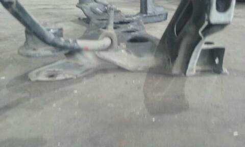 Foto 3ª: Puente Delantero Ford Transit 2.4 TDCI CAT 140CV 103KW [H9FA] (2006)